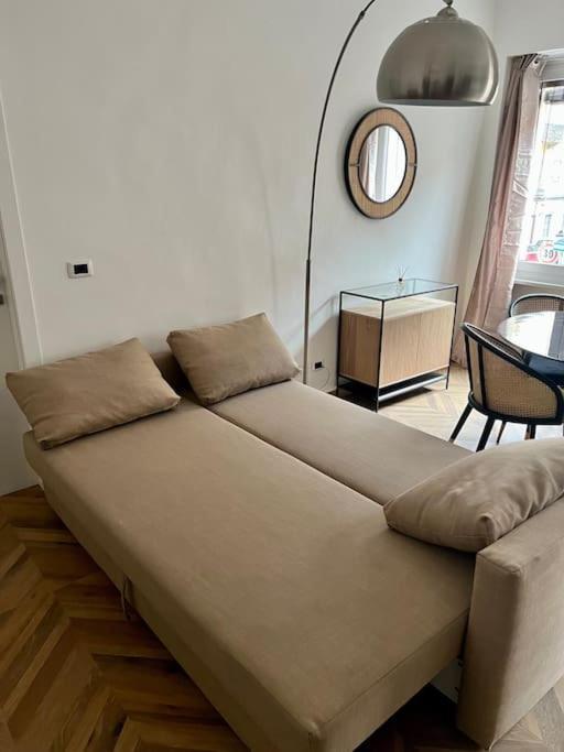 Casa Sassari - Vicino Porta Susa F.S. Турин Екстер'єр фото